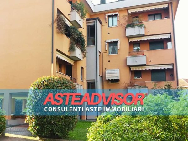 appartamento in vendita a Seregno