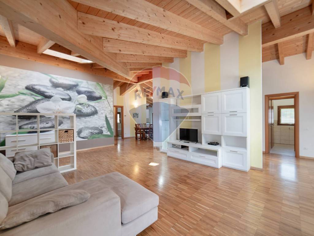 appartamento in vendita a Seregno