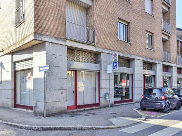 negozio in vendita a Seregno