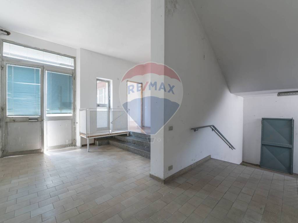 casa indipendente in vendita a Seregno