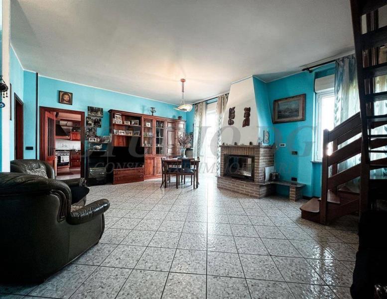 appartamento in vendita a Seregno