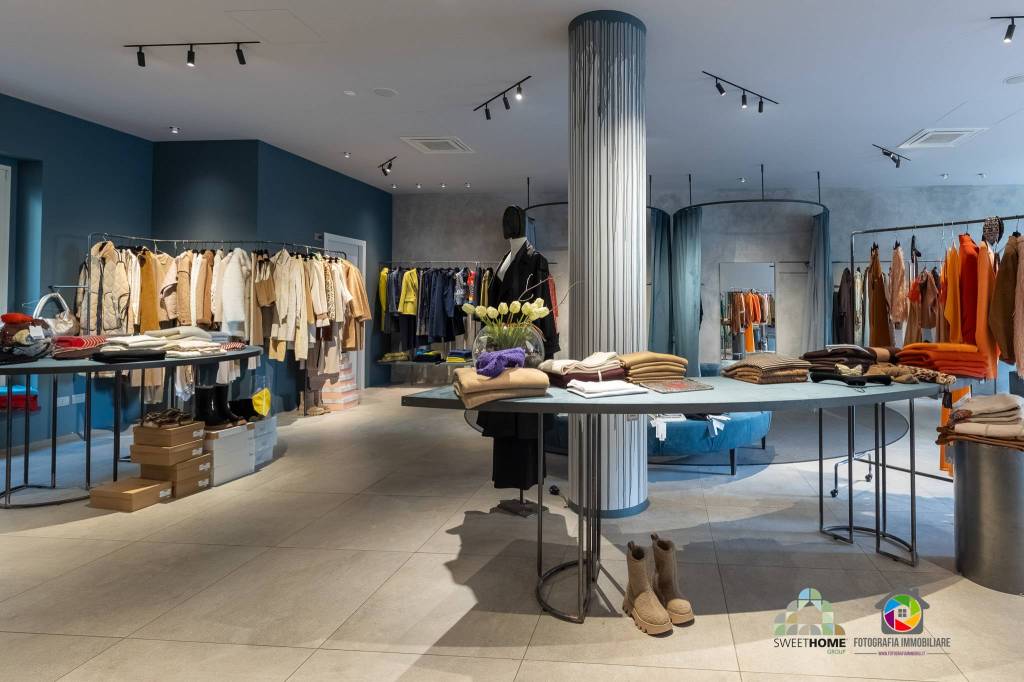 negozio in vendita a Seregno