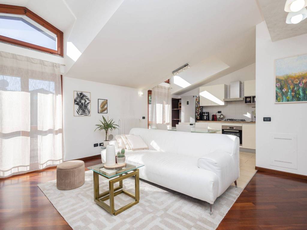 appartamento in vendita a Seregno