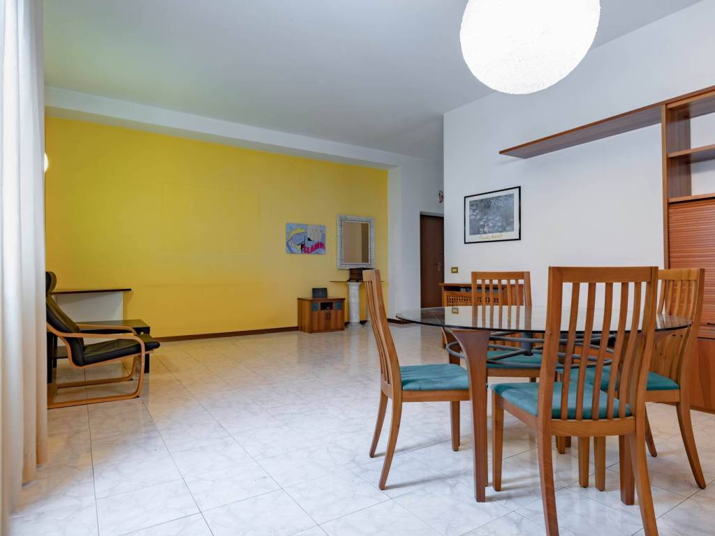 appartamento in vendita a Seregno