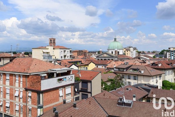 appartamento in vendita a Seregno