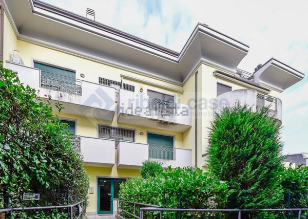 appartamento in vendita a Seregno