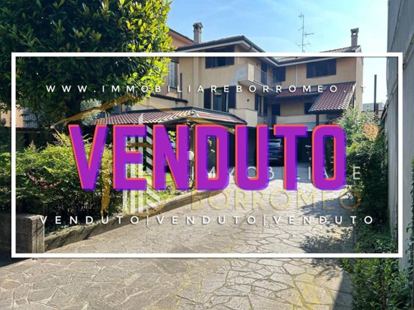 casa indipendente in vendita a Seregno