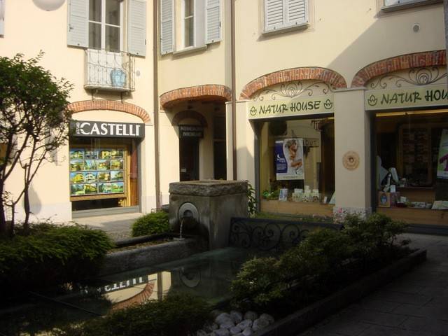 negozio in vendita a Seregno
