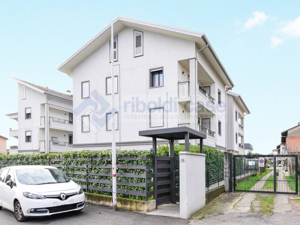 appartamento in vendita a Seregno