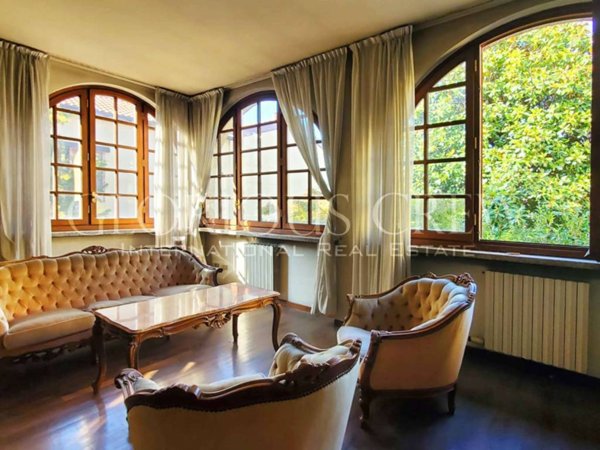 casa indipendente in vendita a Seregno