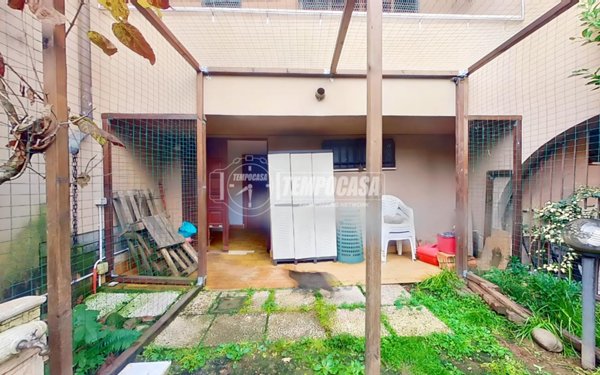 casa indipendente in vendita a Seregno