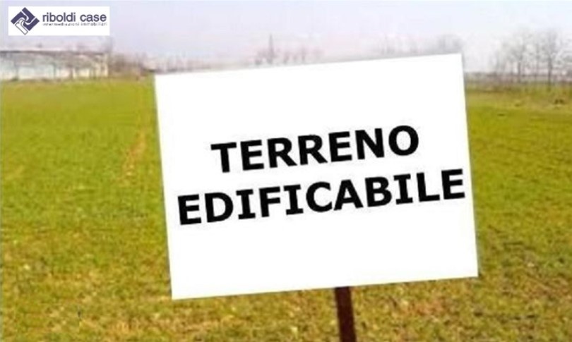 terreno edificabile in vendita a Seregno