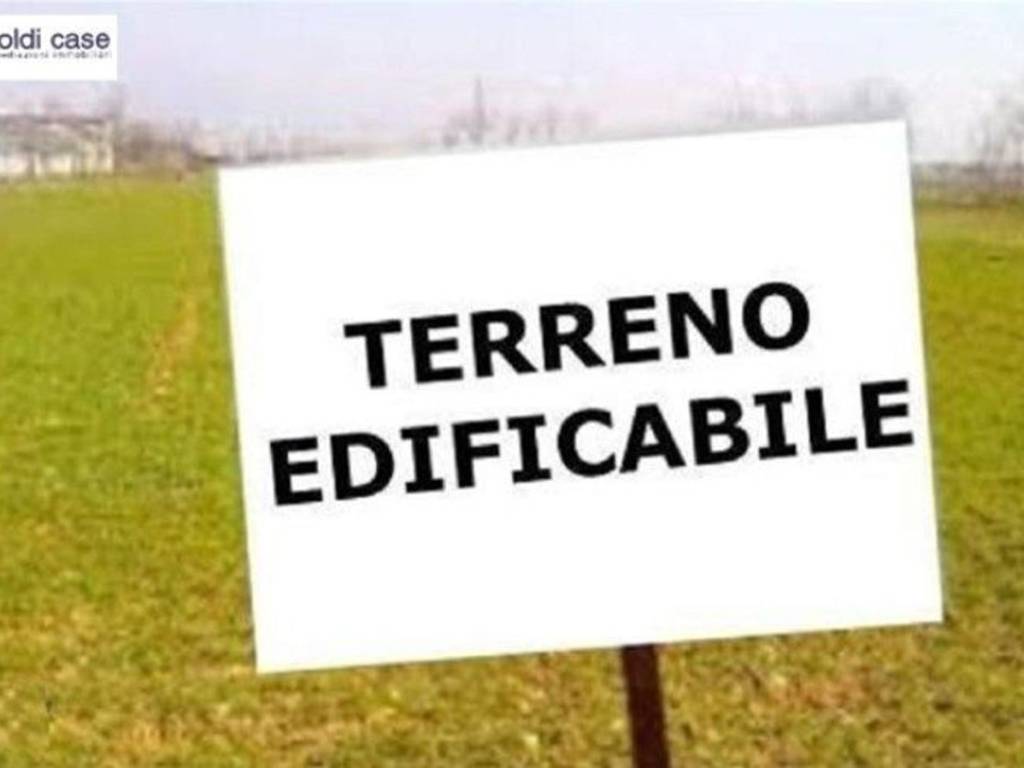 terreno edificabile in vendita a Seregno