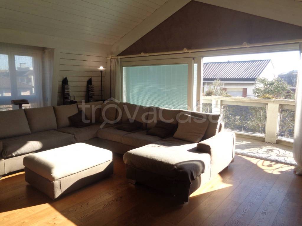 appartamento in vendita a Seregno