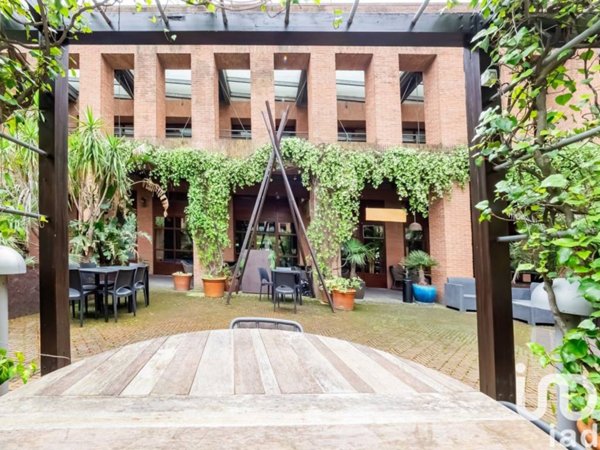 negozio in vendita a Seregno