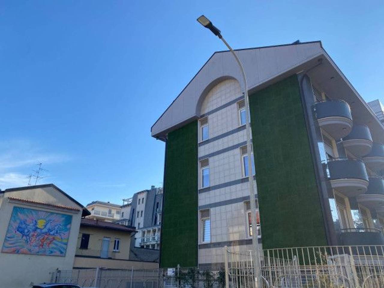 negozio in vendita a Seregno