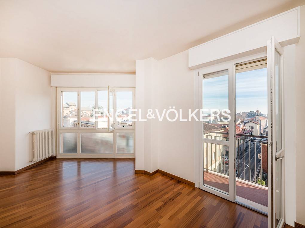 appartamento in vendita a Seregno