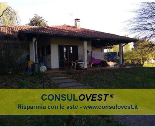 casa indipendente in vendita a Seregno