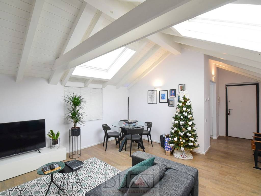 appartamento in vendita a Seregno