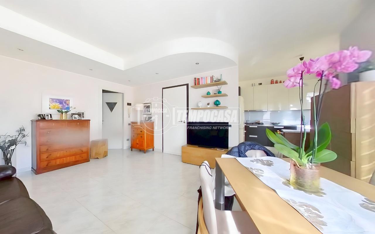 appartamento in vendita a Seregno