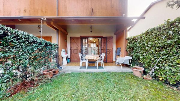 casa indipendente in vendita a Seregno