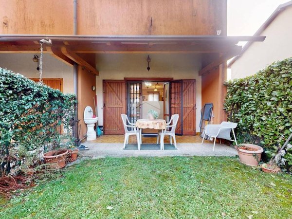 casa indipendente in vendita a Seregno