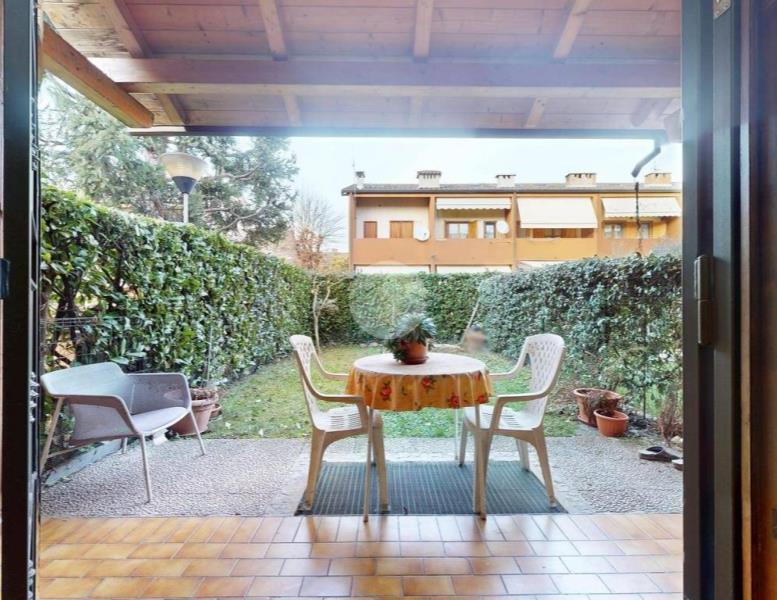 casa indipendente in vendita a Seregno