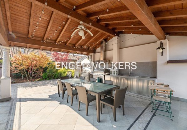 appartamento in vendita a Seregno