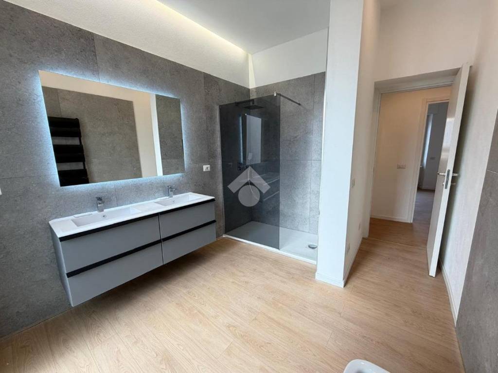 appartamento in vendita a Seregno