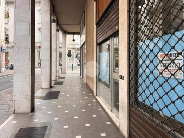 negozio in vendita a Seregno