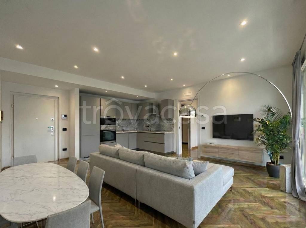 appartamento in vendita a Seregno