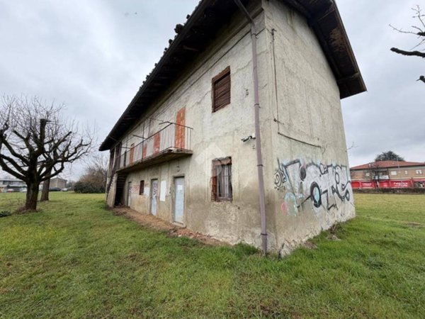 casa indipendente in vendita a Seregno