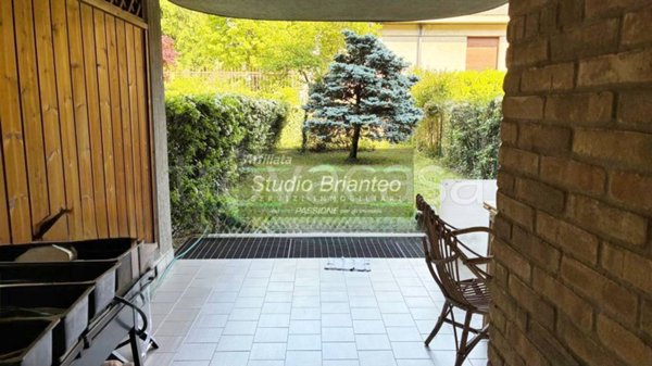 casa indipendente in vendita a Seregno