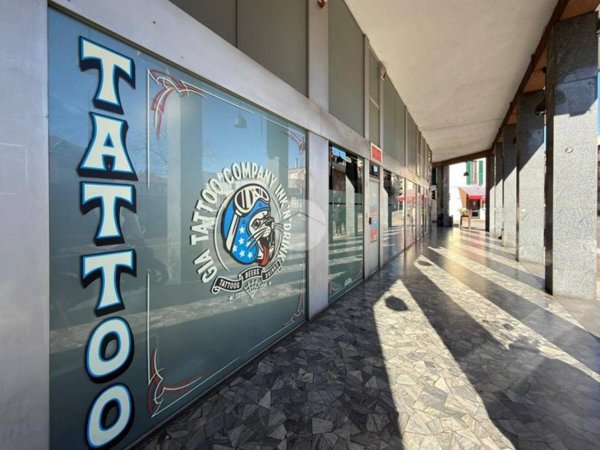 negozio in vendita a Seregno