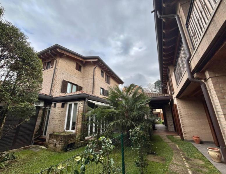 appartamento in vendita a Seregno