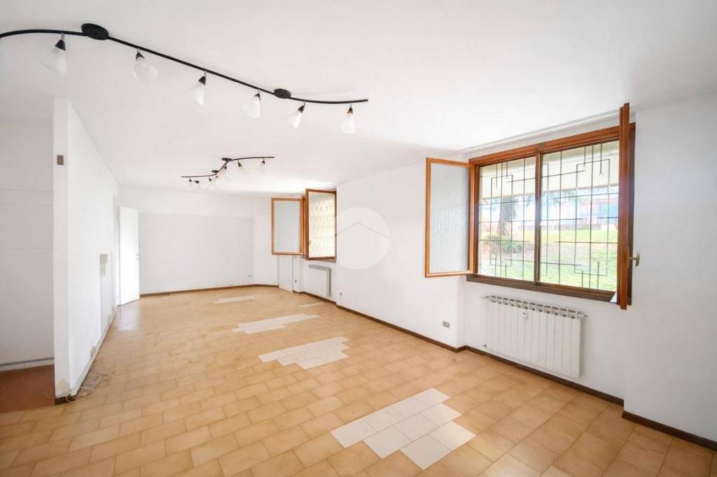 ufficio in vendita a Seregno