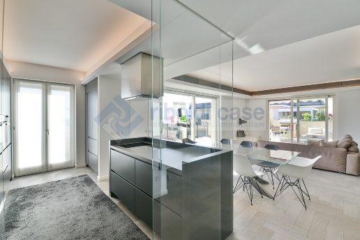 appartamento in vendita a Seregno