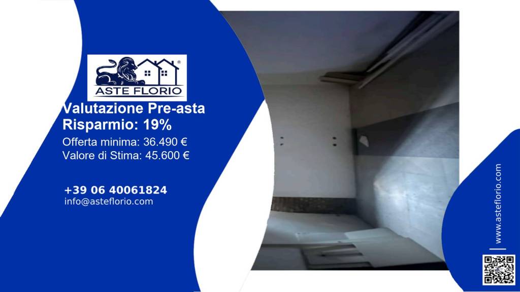 locale commerciale in vendita a Seregno