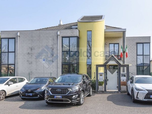ufficio in vendita a Seregno