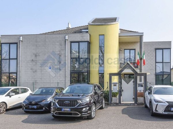 ufficio in vendita a Seregno