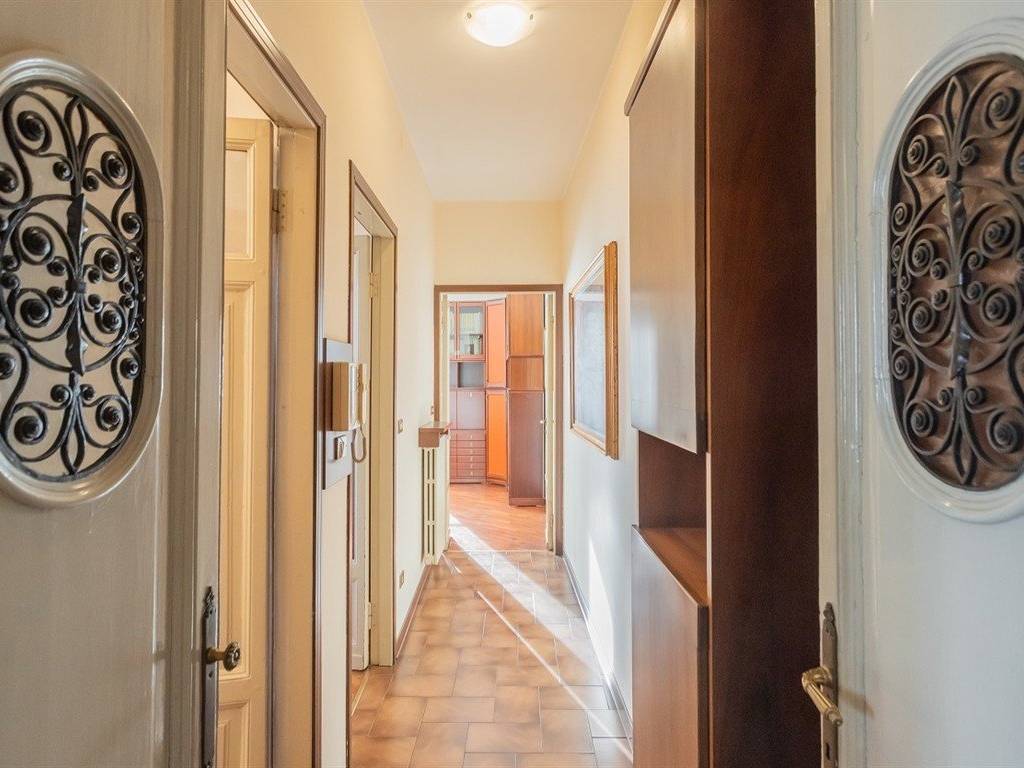 casa indipendente in vendita a Seregno