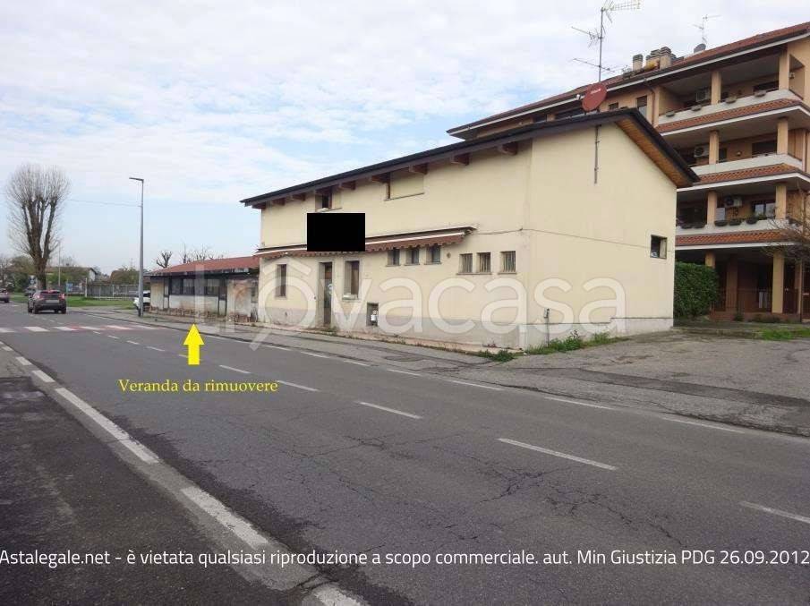 negozio in vendita a Seregno