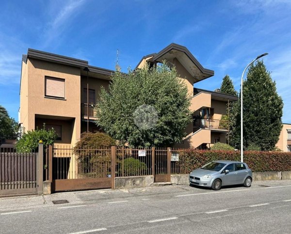 appartamento in vendita a Seregno