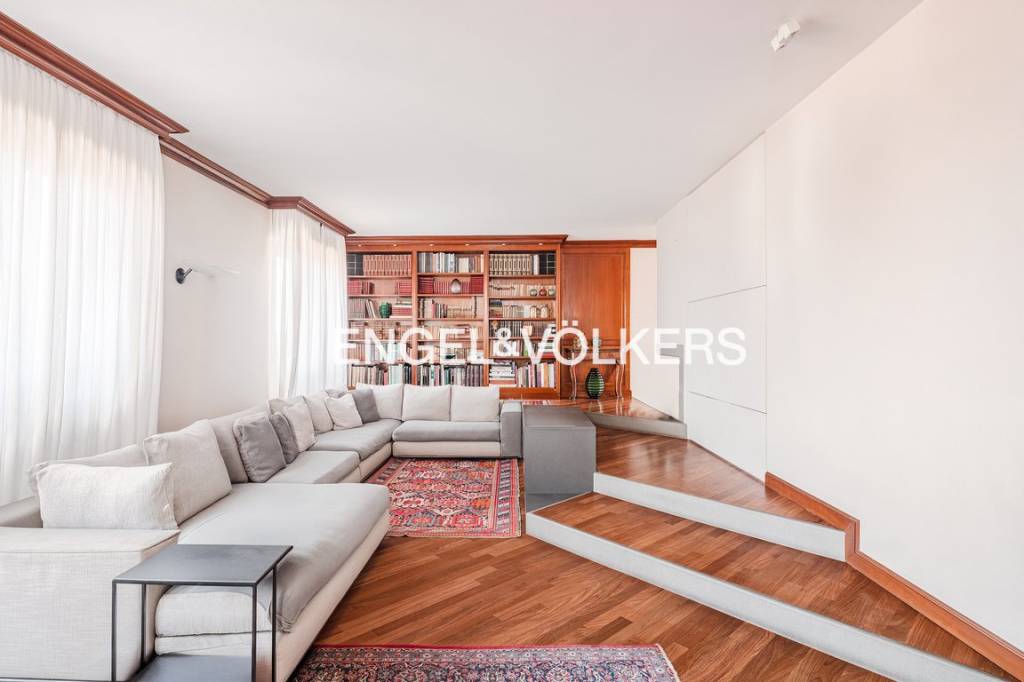 appartamento in vendita a Seregno