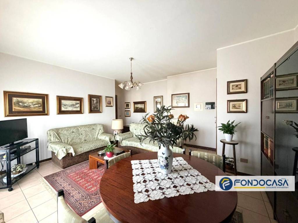 appartamento in vendita a Seregno