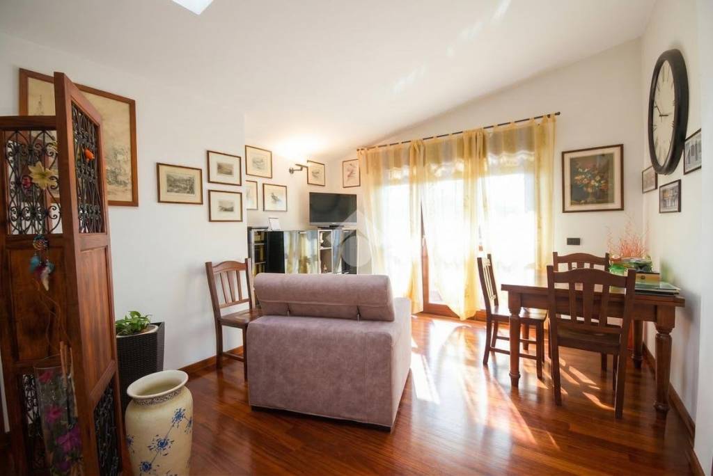 appartamento in vendita a Seregno