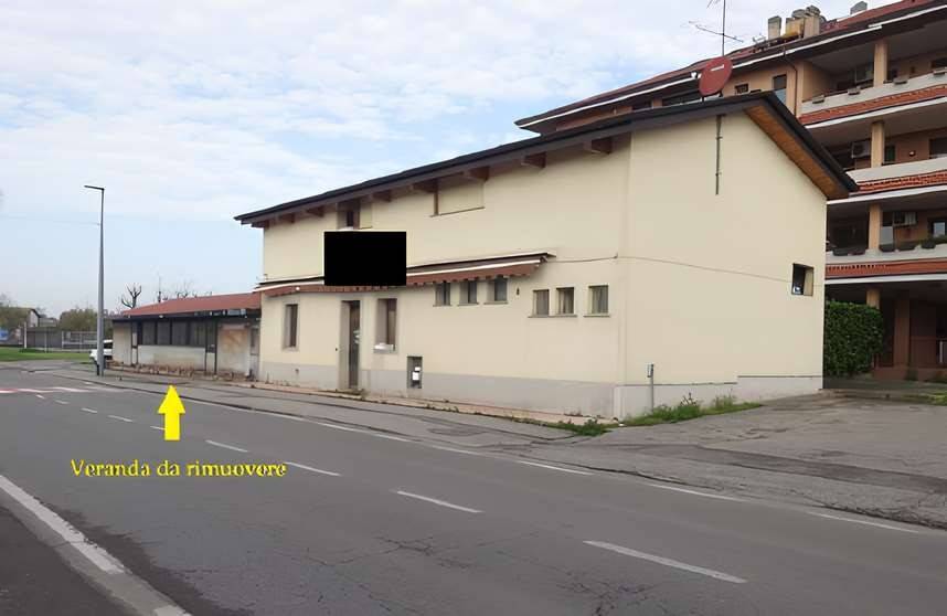 negozio in vendita a Seregno