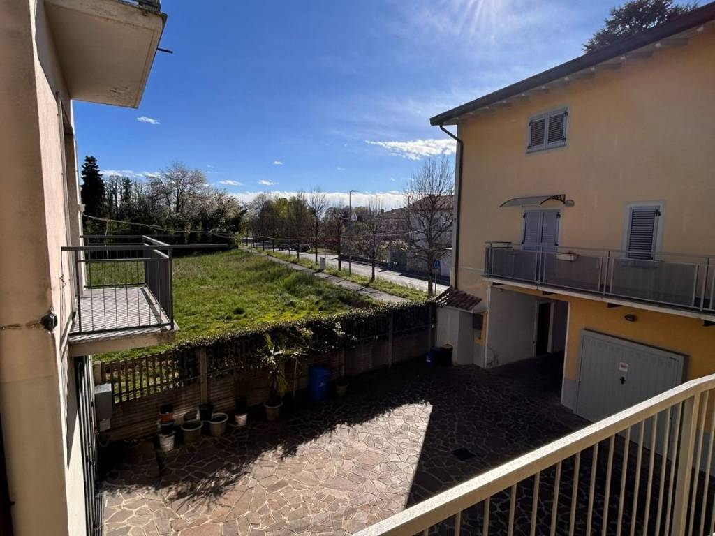 casa indipendente in vendita a Seregno