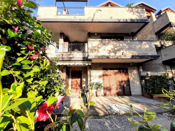 appartamento in vendita a Seregno