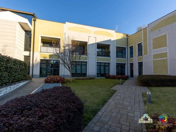 ufficio in vendita a Seregno